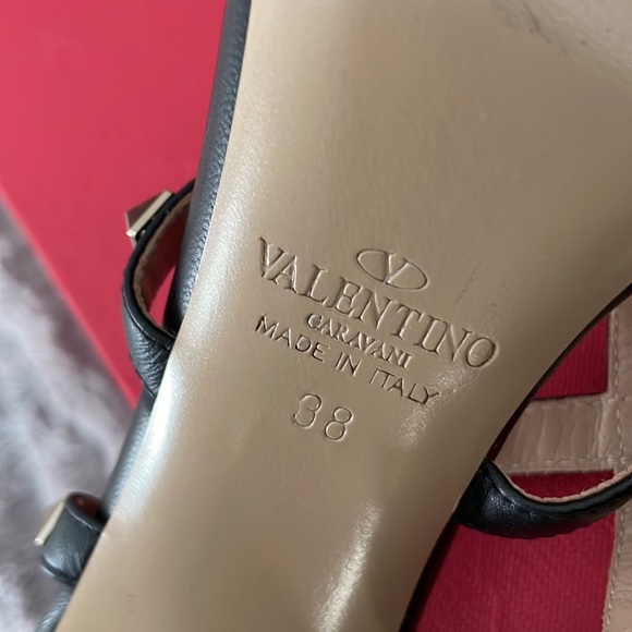 Open toe heel sandal with gold studs - Picture 6 of 8